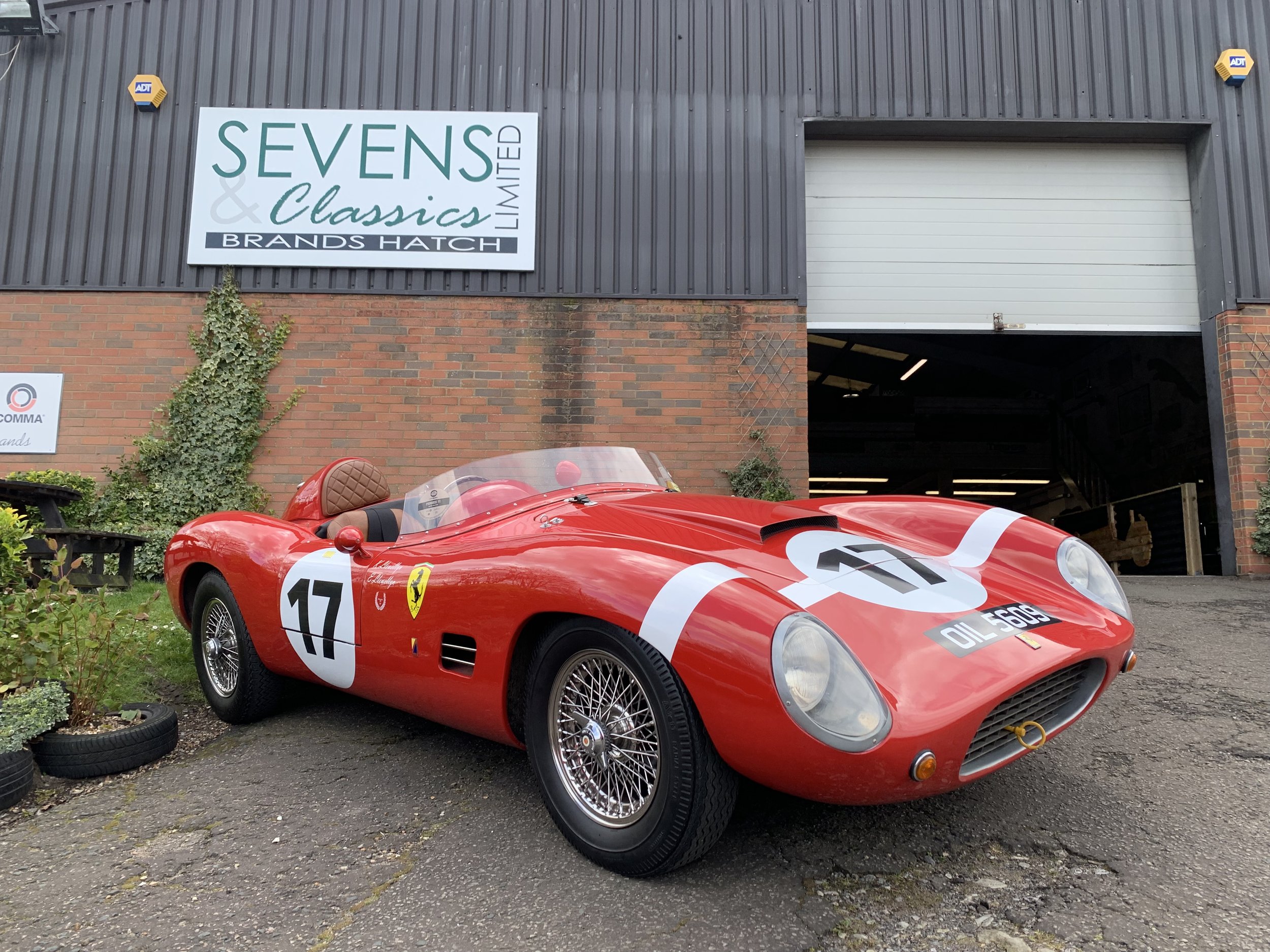 Kougar Ferrari Monza 860 Replica | Sevens & Classics